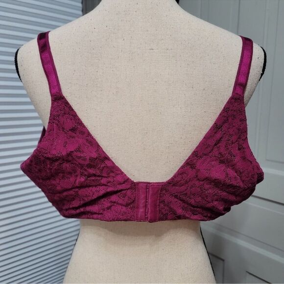 TORRID WIRE-FREE PUSH-UP SUPER SOFT LACE 360°
BACK SMOOTHING BRA size 42D - Picture 7 of 16